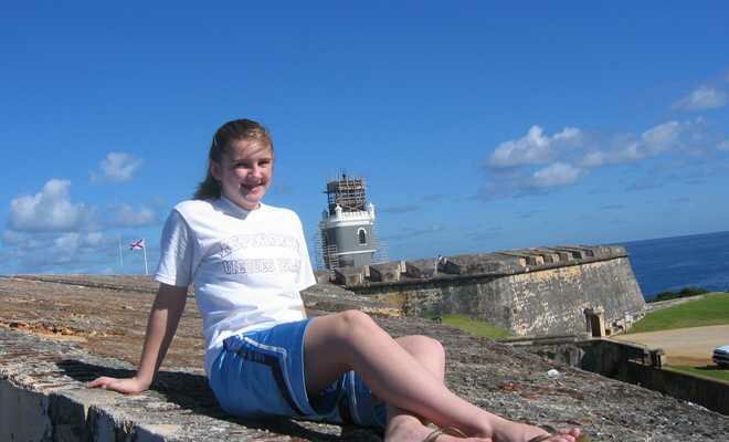 Please stay off the walls of El Morro Photo - El Morro/Castillo de San Felipe del Morro, San Juan, Puerto Rico 