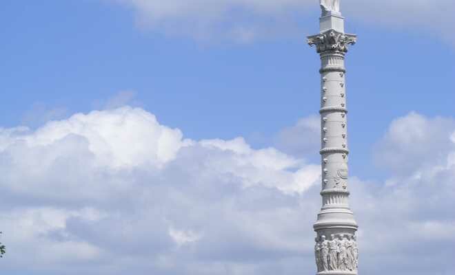 Yorktown Victory Monument Photo - Williamsburg, Virginia 